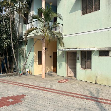 Anbu Ramana Guest House Tiruvannāmalai Extérieur photo