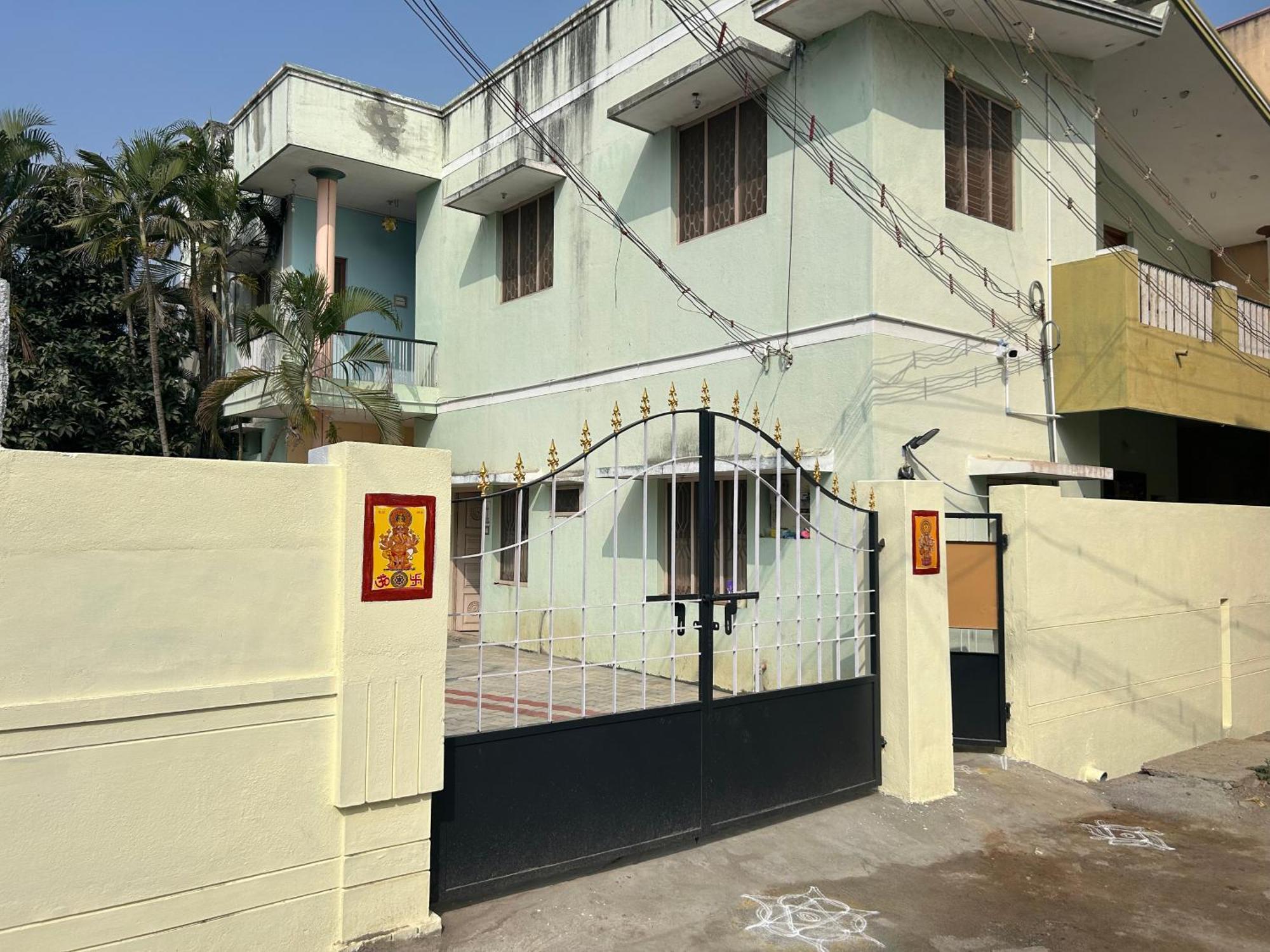 Anbu Ramana Guest House Tiruvannāmalai Extérieur photo