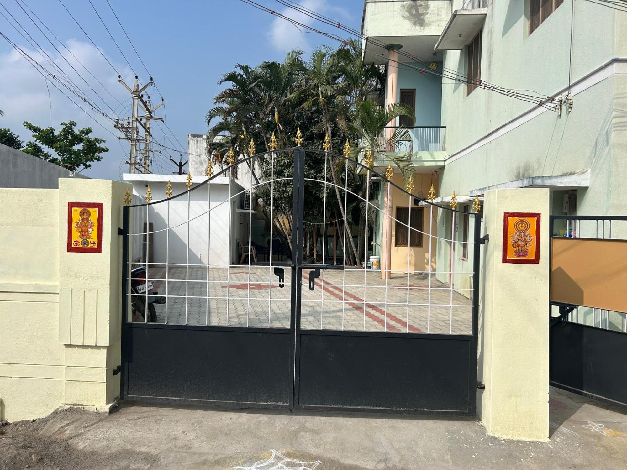 Anbu Ramana Guest House Tiruvannāmalai Extérieur photo