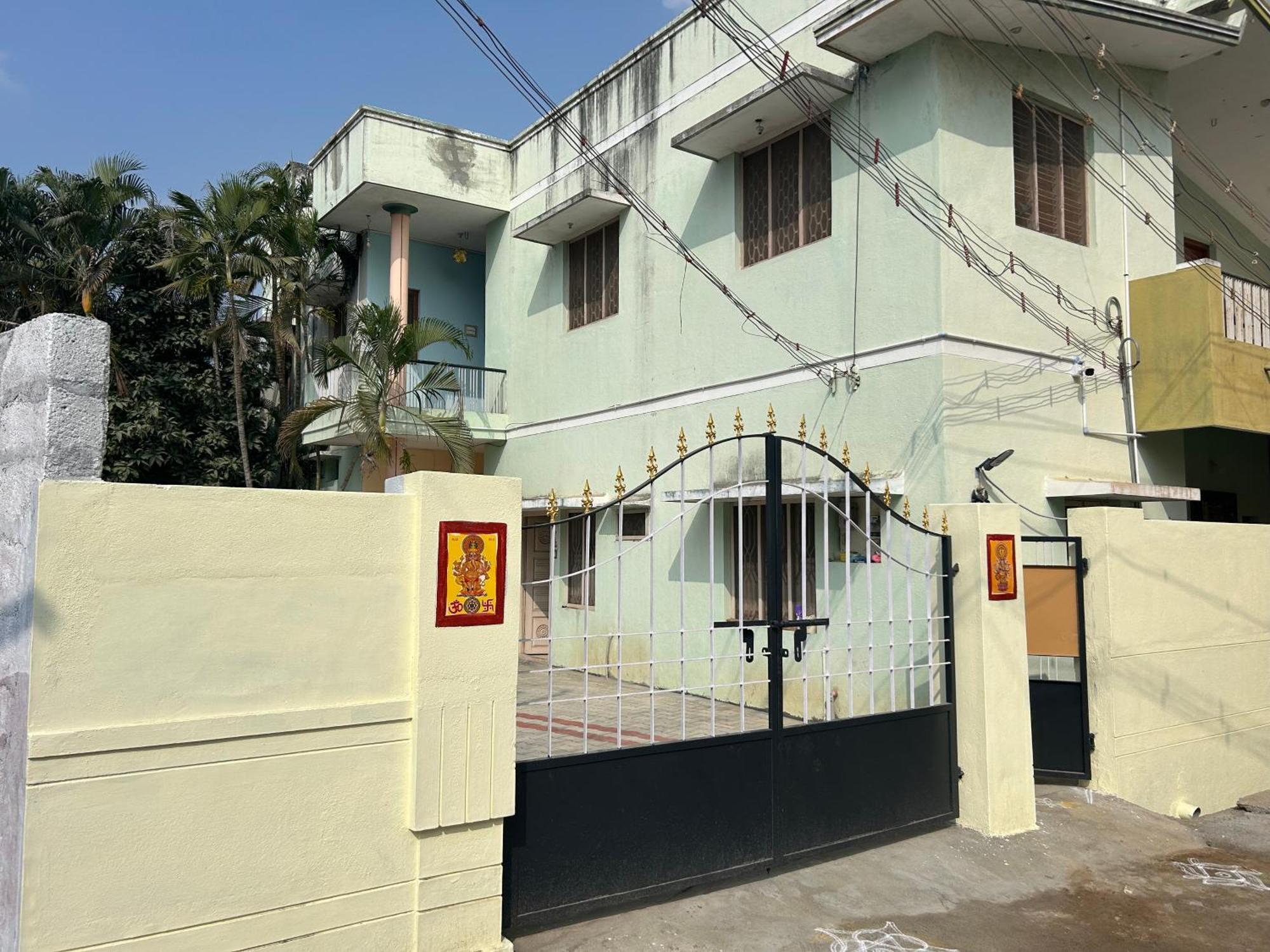 Anbu Ramana Guest House Tiruvannāmalai Extérieur photo