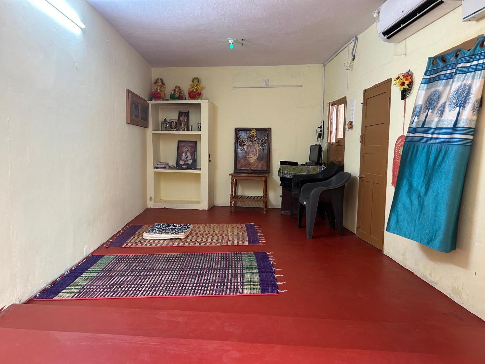 Anbu Ramana Guest House Tiruvannāmalai Extérieur photo