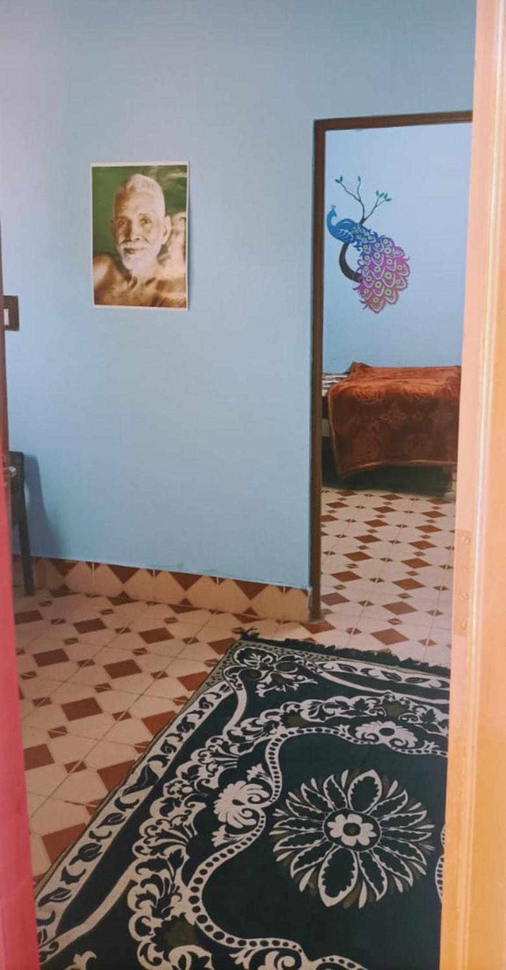 Anbu Ramana Guest House Tiruvannāmalai Extérieur photo