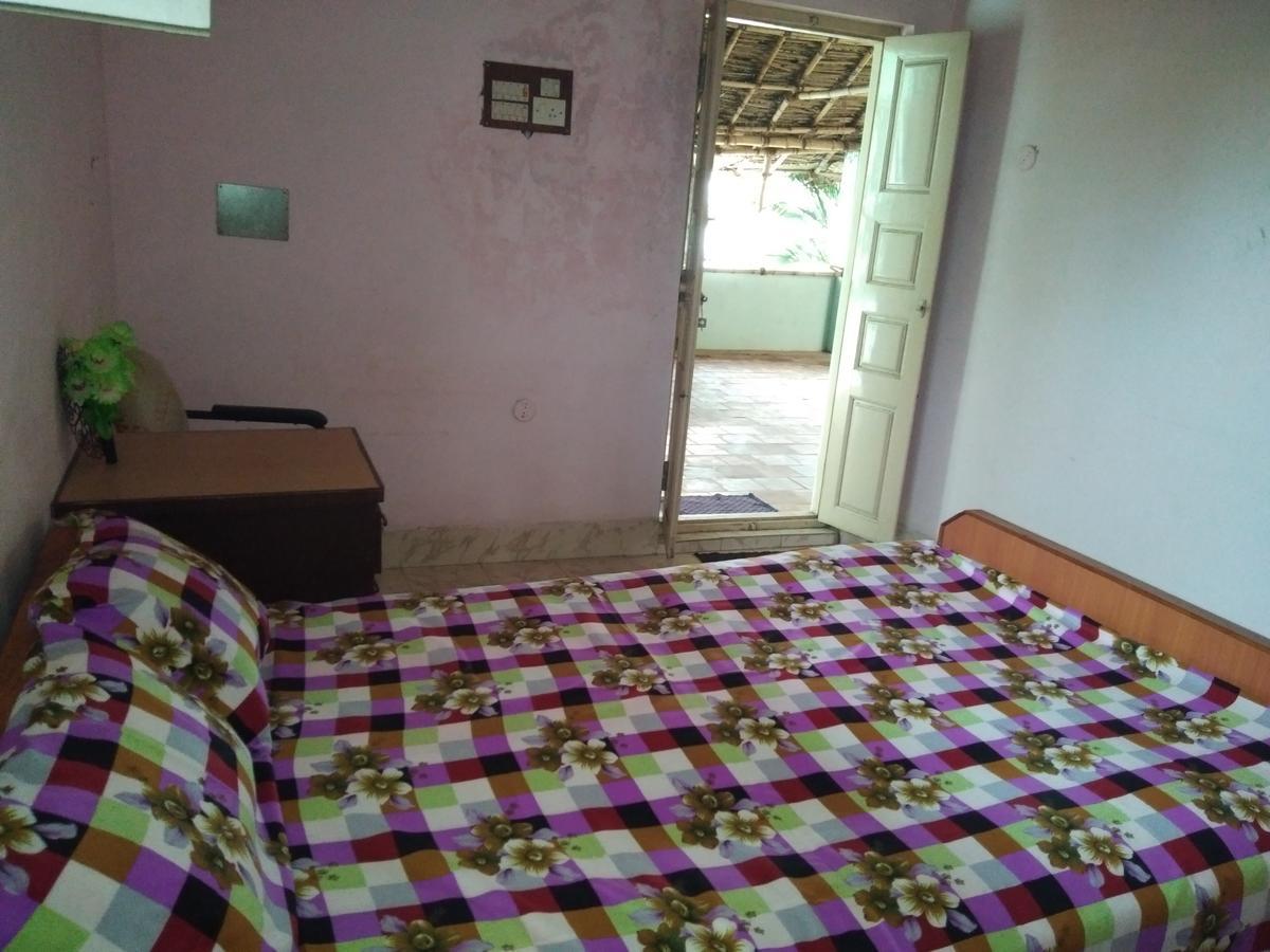 Anbu Ramana Guest House Tiruvannāmalai Extérieur photo