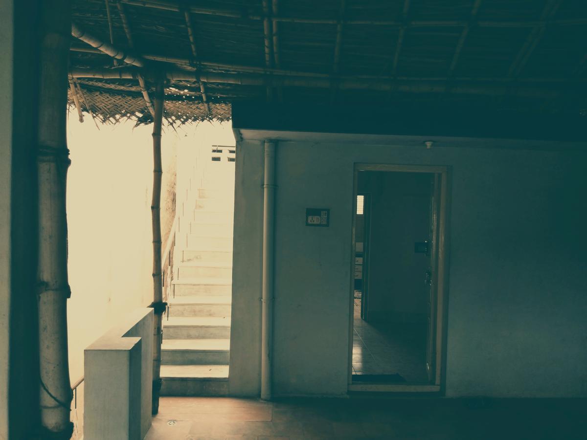 Anbu Ramana Guest House Tiruvannāmalai Extérieur photo