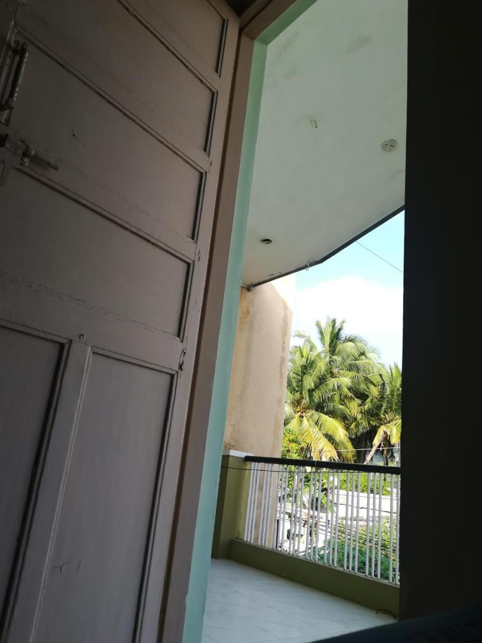 Anbu Ramana Guest House Tiruvannāmalai Extérieur photo